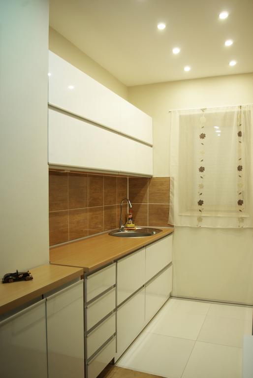 Square Studio Apartment Ni Exterior foto