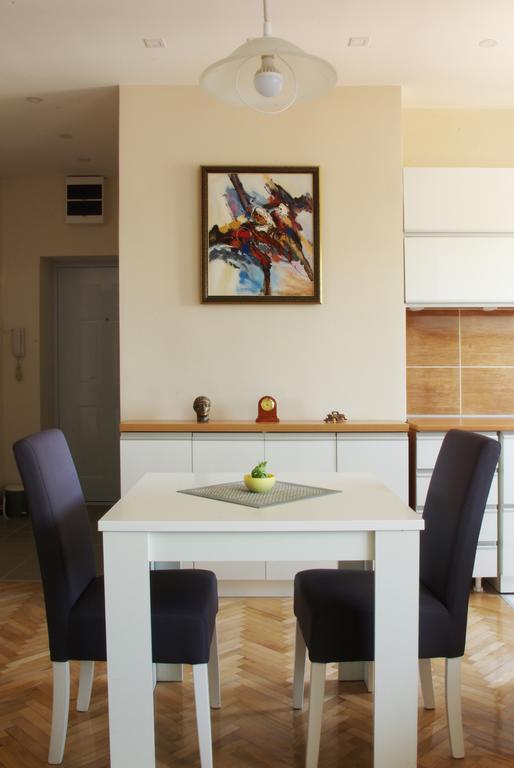 Square Studio Apartment Ni Exterior foto